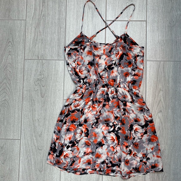 Boutique Summer Floral Mini Cross Back Dress Small - Picture 5 of 5